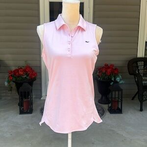 NWOT: Vineyard Vines Performance Top